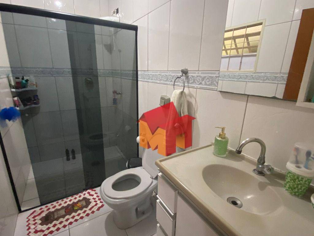 Casa à venda com 3 quartos, 240m² - Foto 7