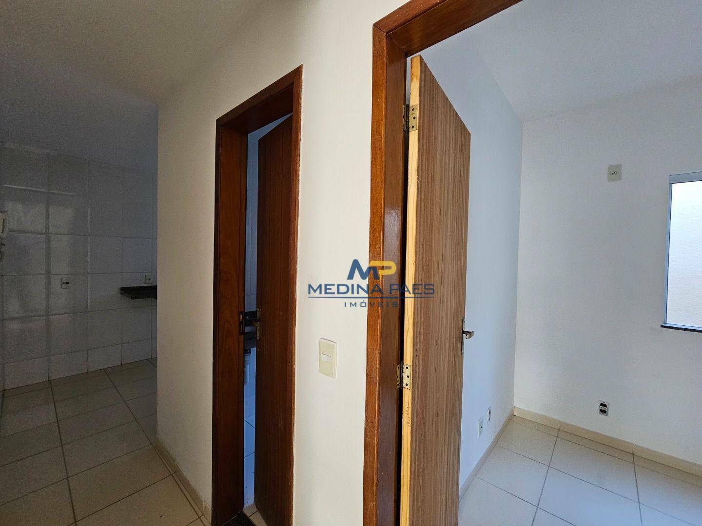 Apartamento à venda com 2 quartos, 67m² - Foto 11