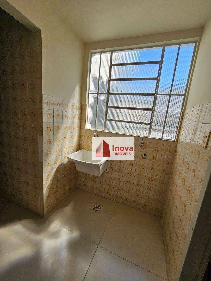 Apartamento para alugar com 2 quartos, 60m² - Foto 18