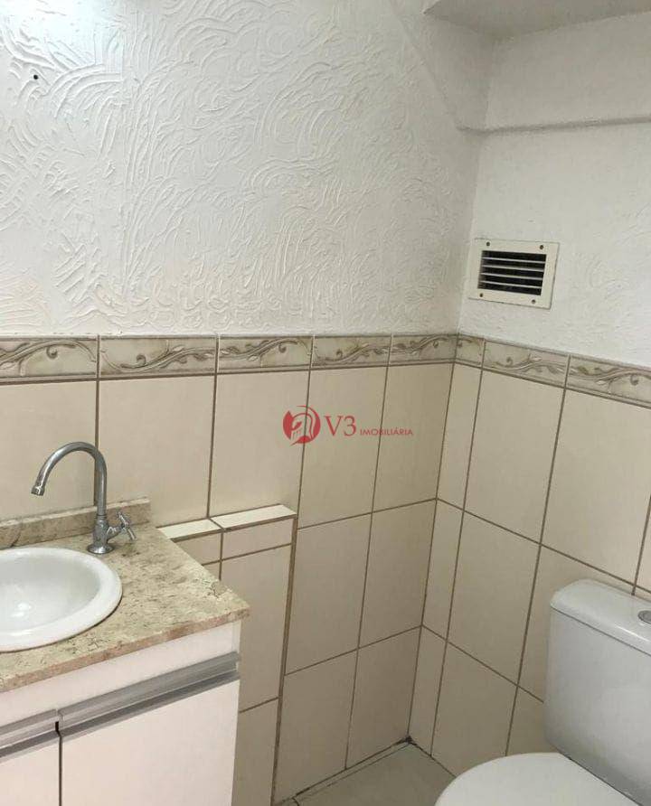 Apartamento à venda com 2 quartos, 70m² - Foto 3