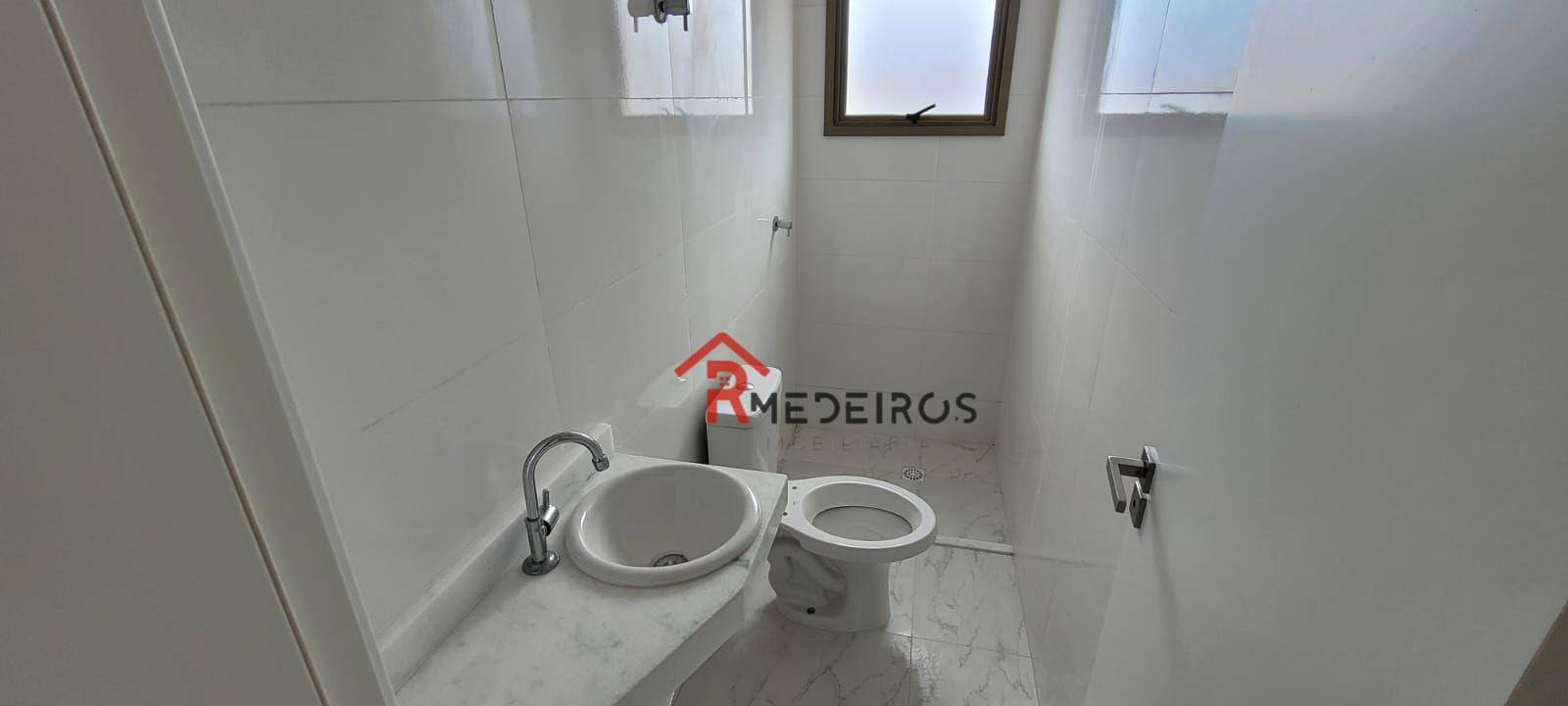 Apartamento à venda com 2 quartos, 62m² - Foto 13