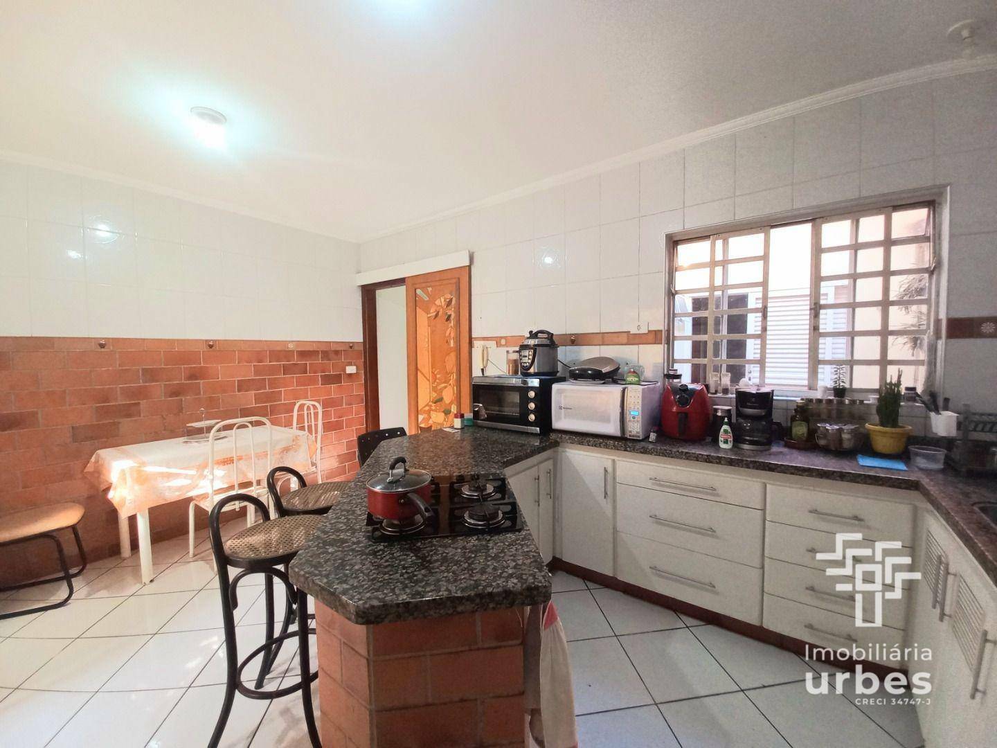 Casa à venda com 3 quartos, 175m² - Foto 14