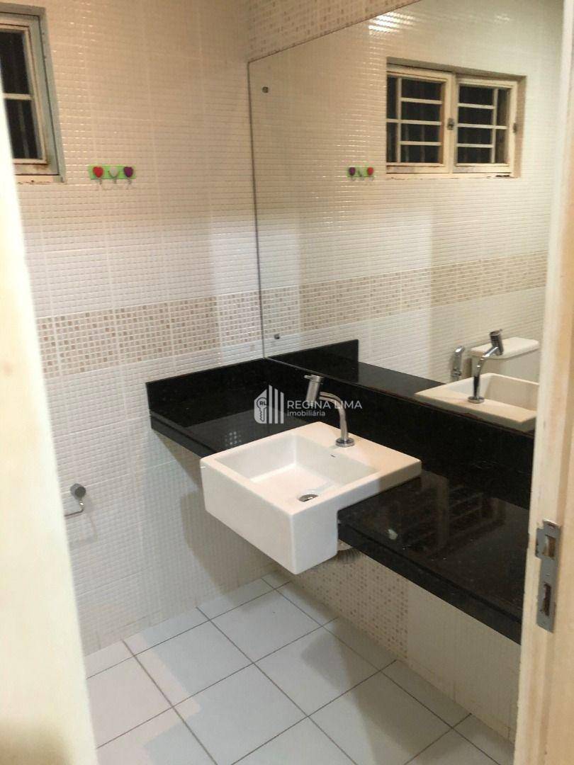 Casa de Condomínio à venda com 3 quartos, 200m² - Foto 17