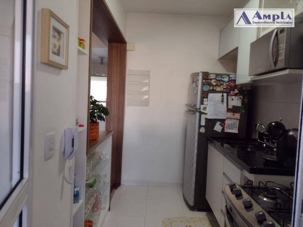 Apartamento à venda com 2 quartos, 63m² - Foto 12