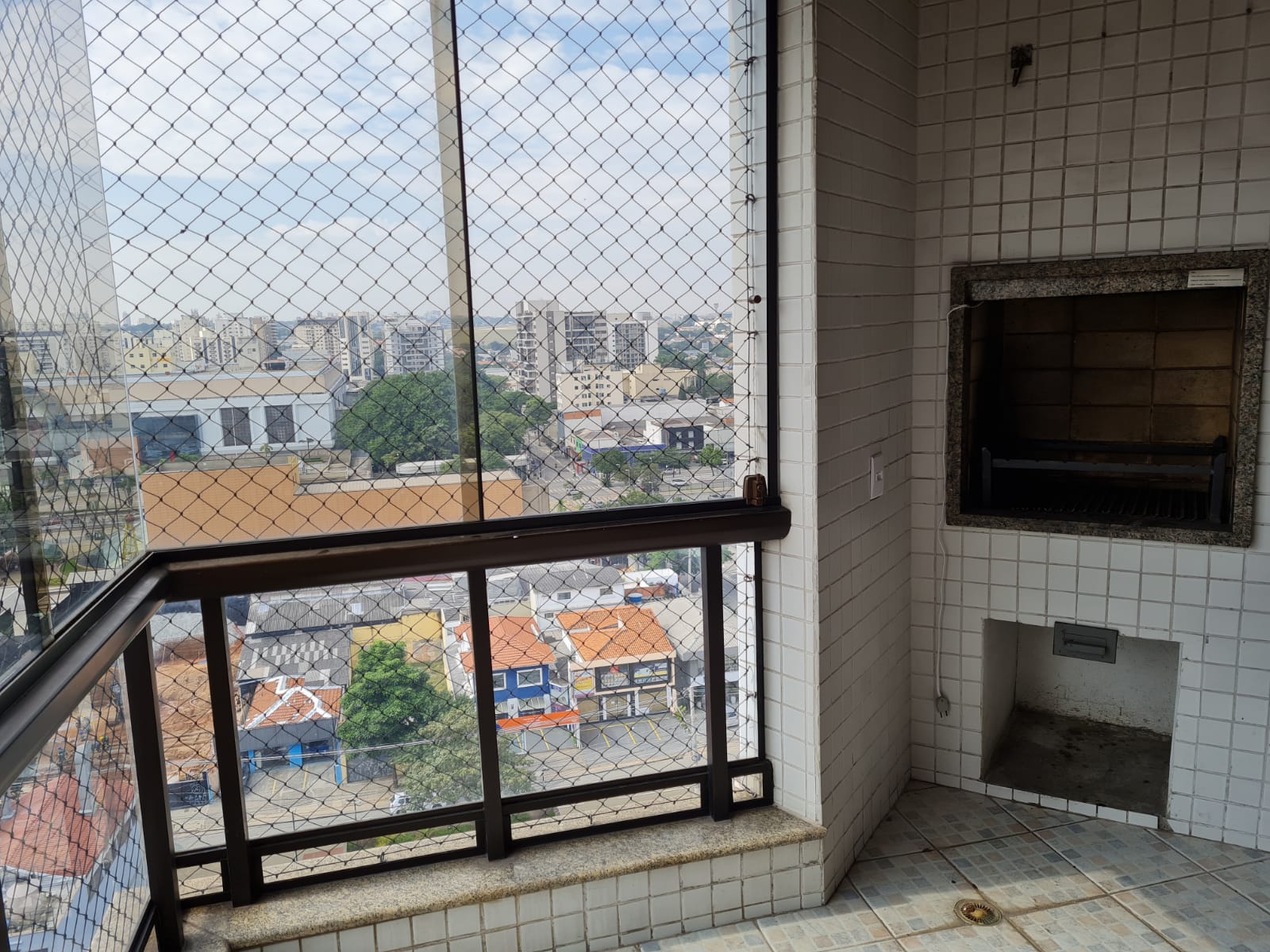 Apartamento à venda com 4 quartos, 220m² - Foto 1