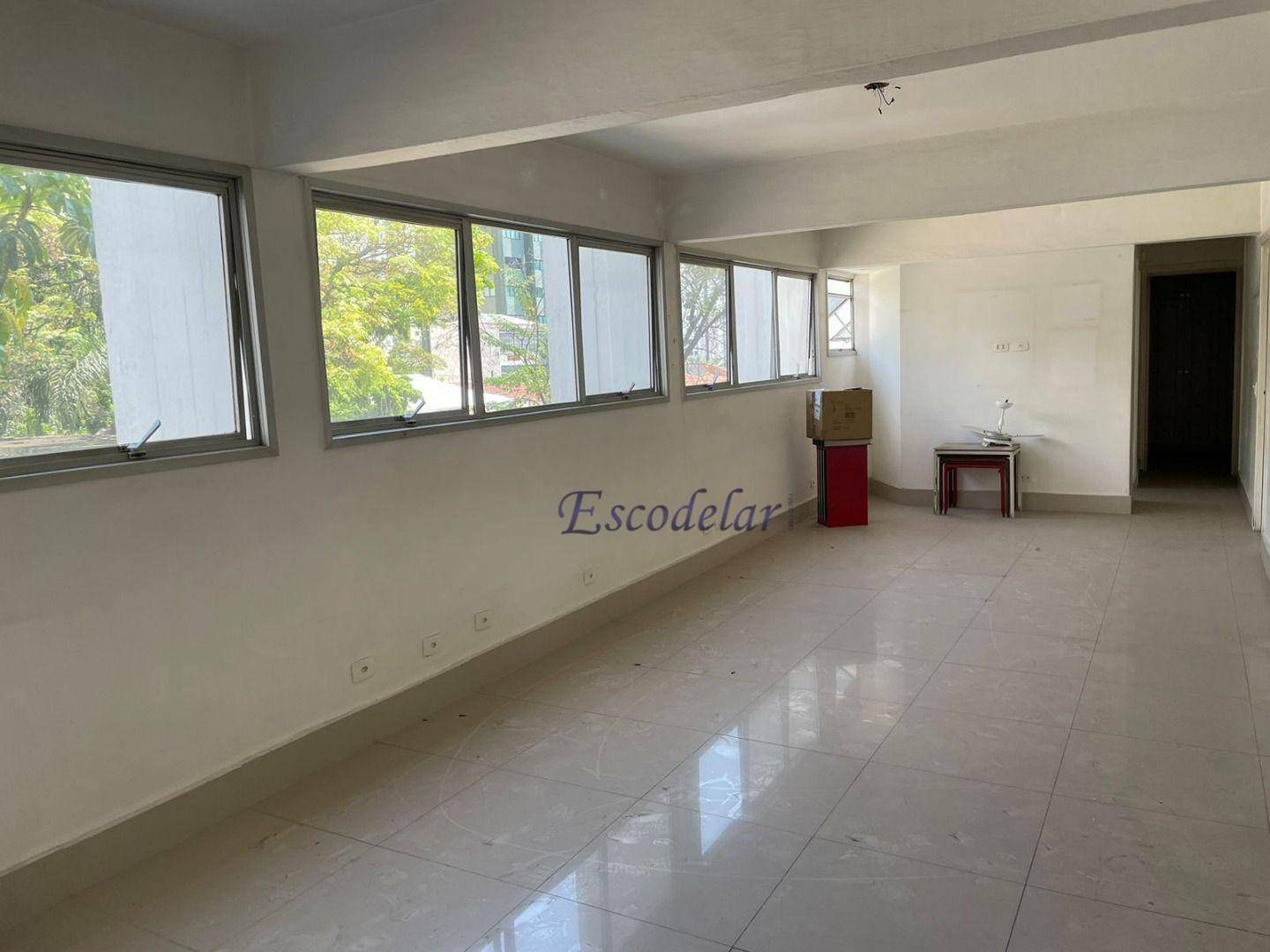 Apartamento à venda com 3 quartos, 122m² - Foto 1