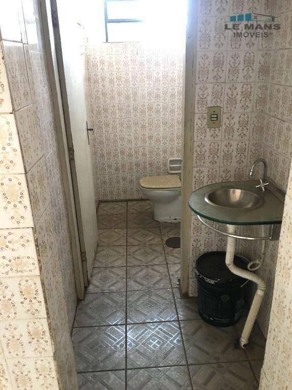 Casa à venda e aluguel com 3 quartos, 175m² - Foto 19