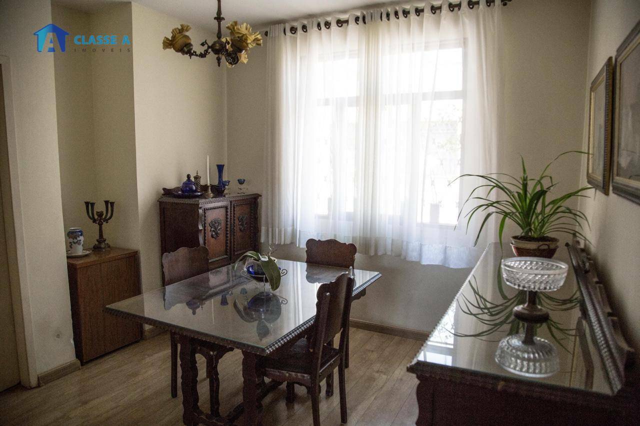 Apartamento à venda com 3 quartos, 140m² - Foto 25