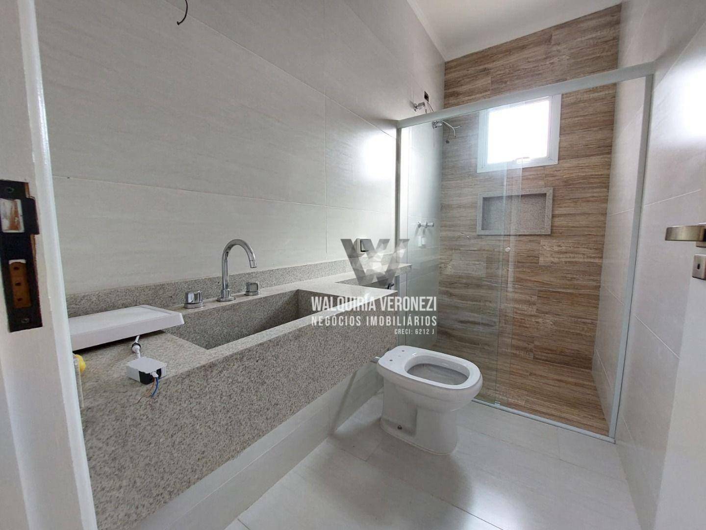 Casa à venda com 4 quartos, 215m² - Foto 19