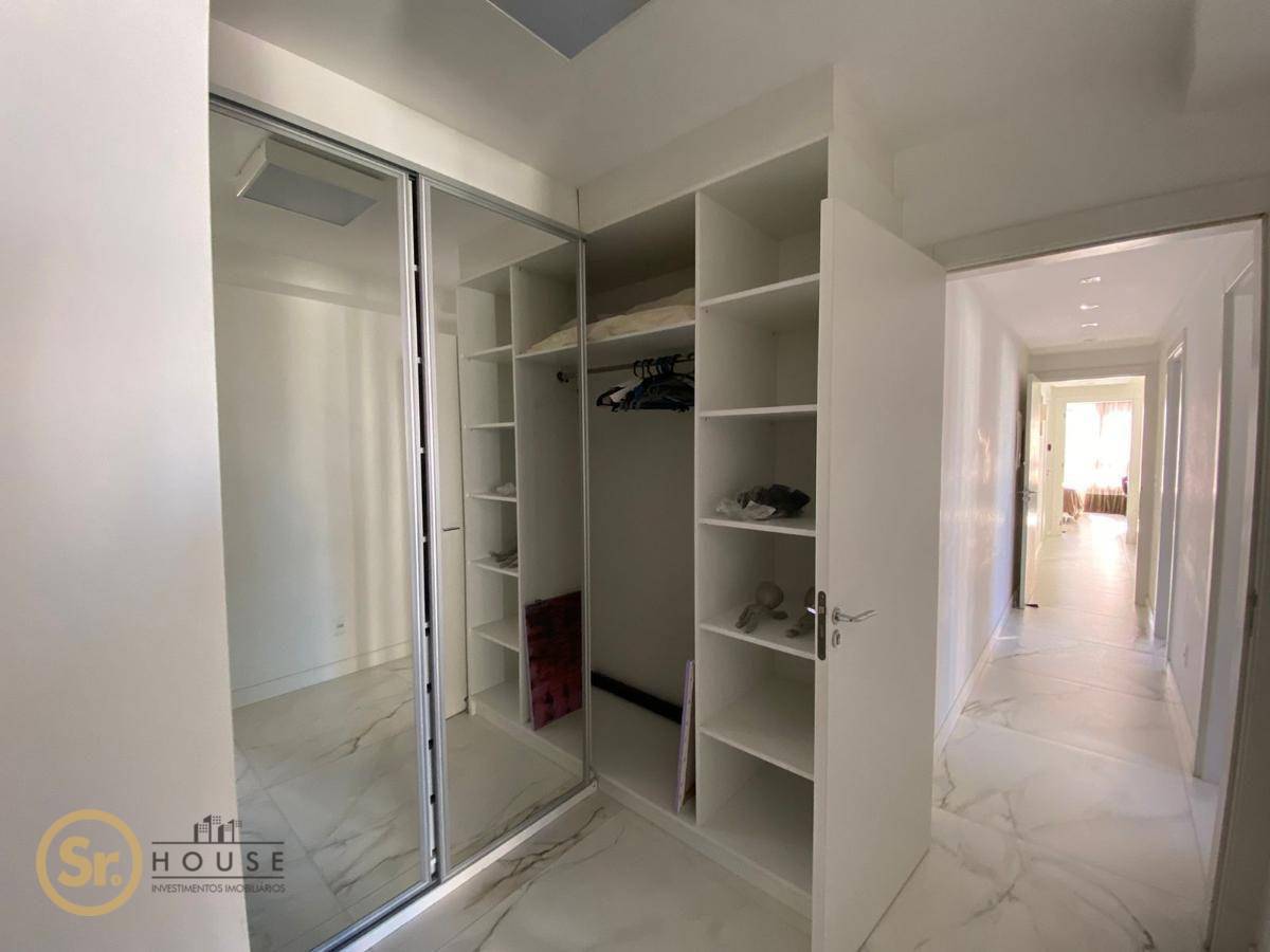 Cobertura à venda com 4 quartos, 290m² - Foto 17