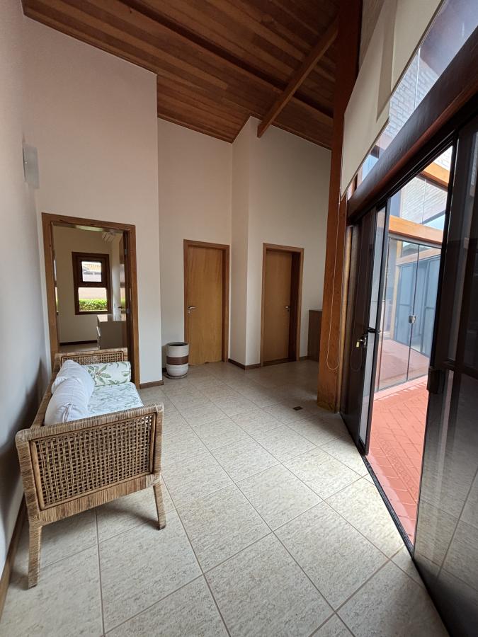 Casa de Condomínio à venda com 4 quartos, 232m² - Foto 15