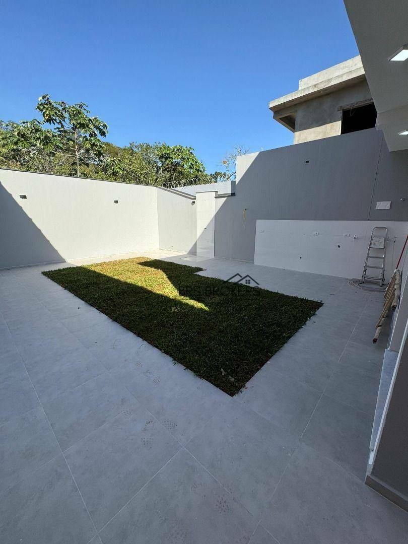 Sobrado à venda com 3 quartos, 100m² - Foto 19