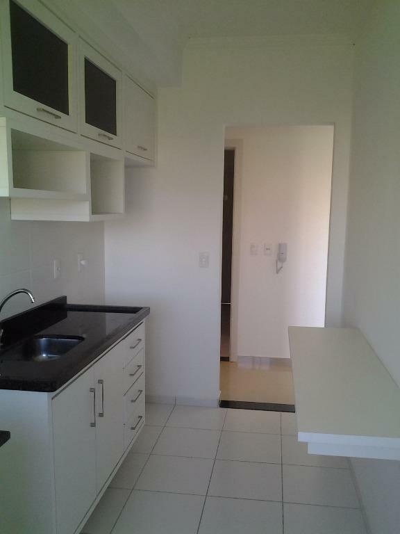 Apartamento à venda com 2 quartos, 63m² - Foto 1