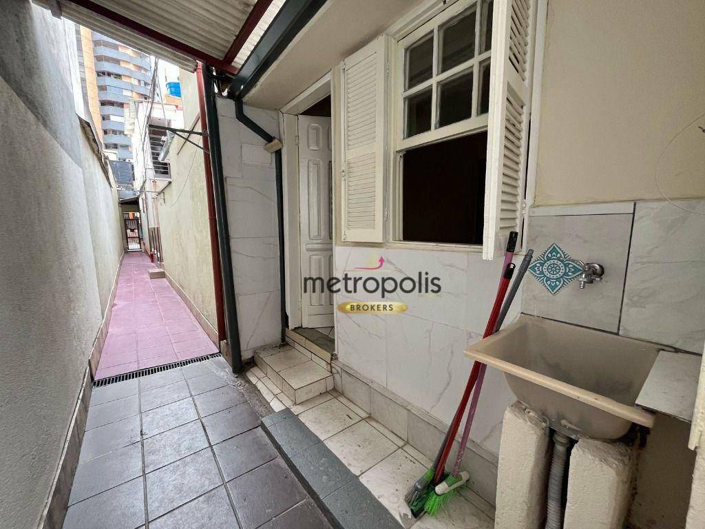 Casa para alugar com 1 quarto, 20m² - Foto 8