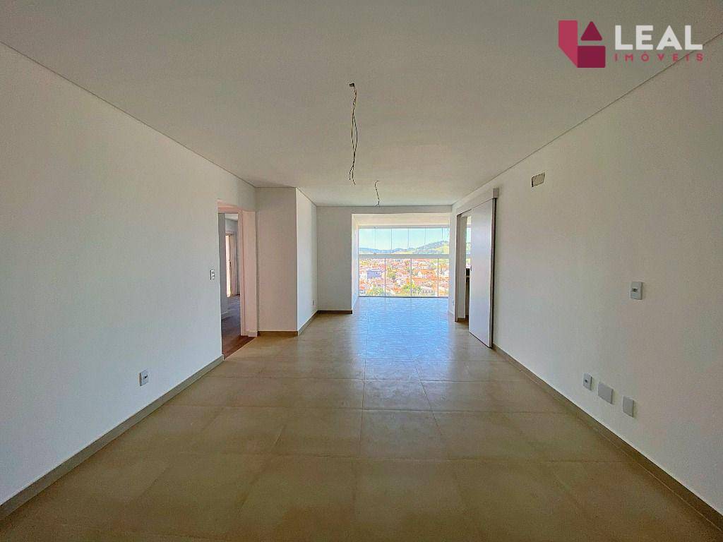 Apartamento, 3 quartos, 130 m² - Foto 3