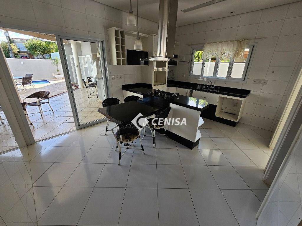 Casa de Condomínio à venda e aluguel com 3 quartos, 330m² - Foto 19