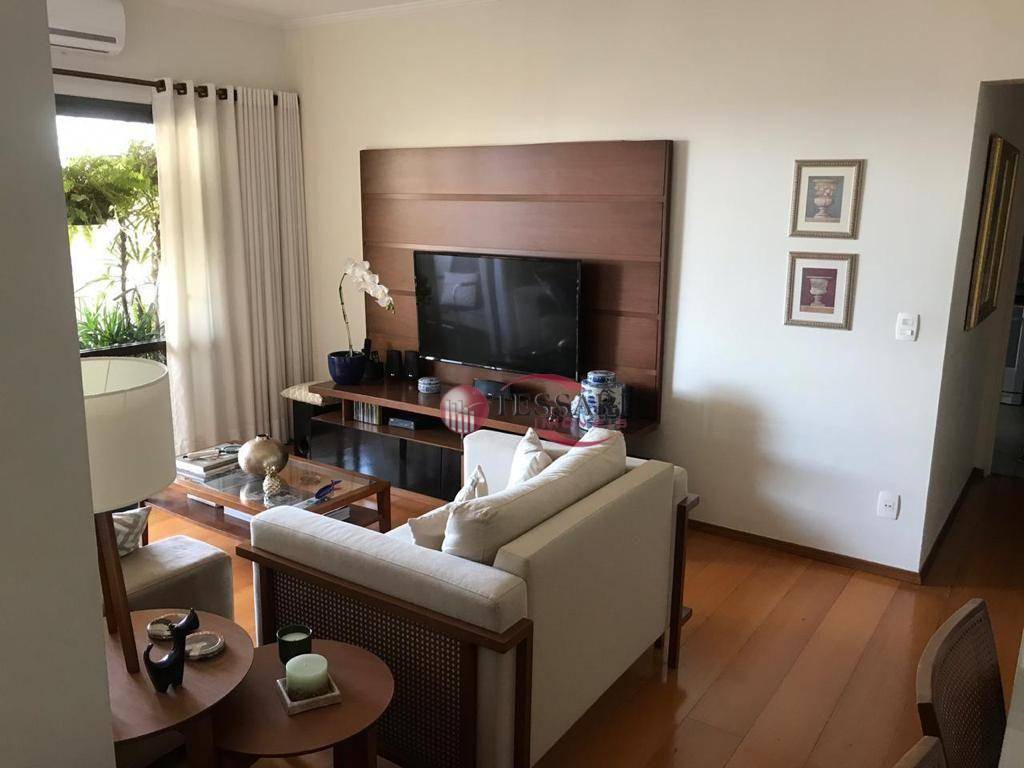 Apartamento à venda com 3 quartos, 130m² - Foto 1