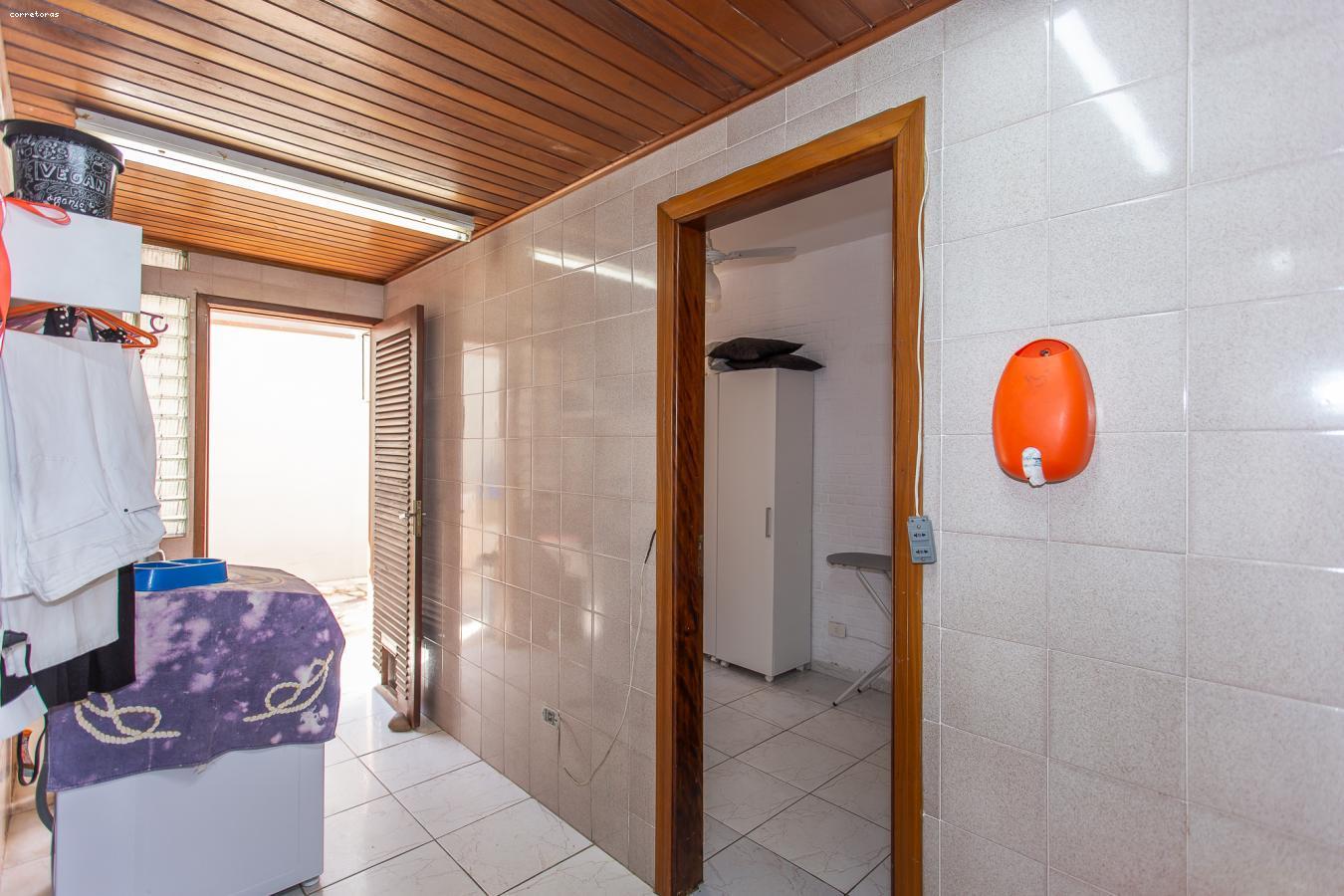 Sobrado à venda com 4 quartos, 360m² - Foto 14