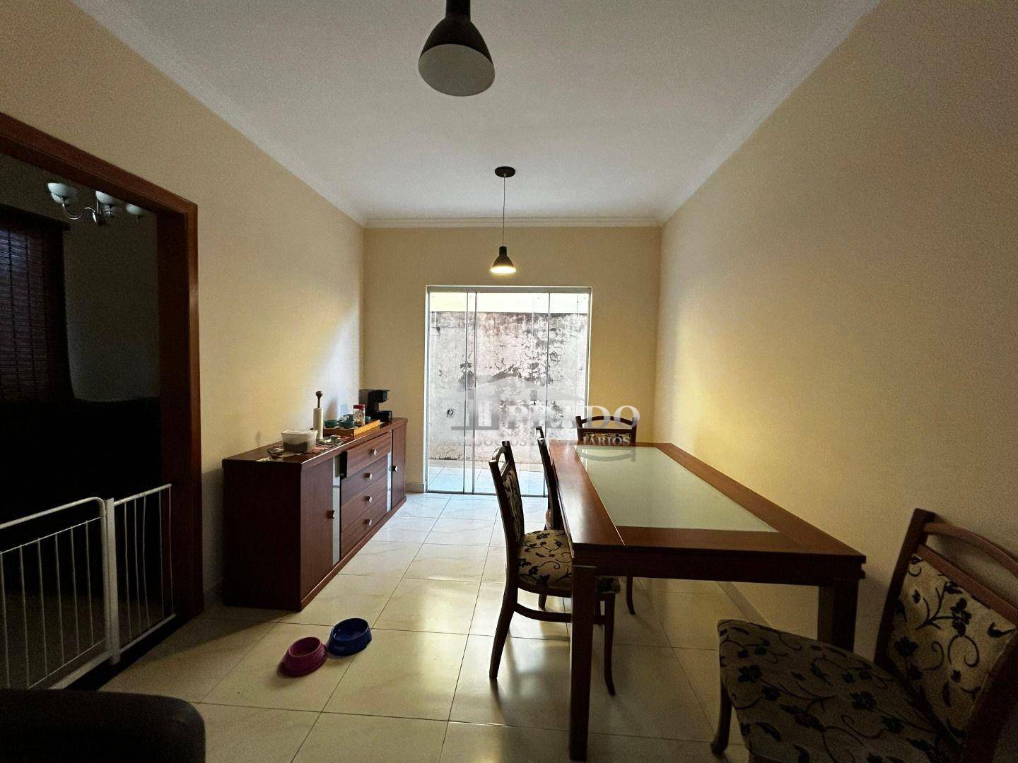 Casa à venda com 3 quartos, 214m² - Foto 26