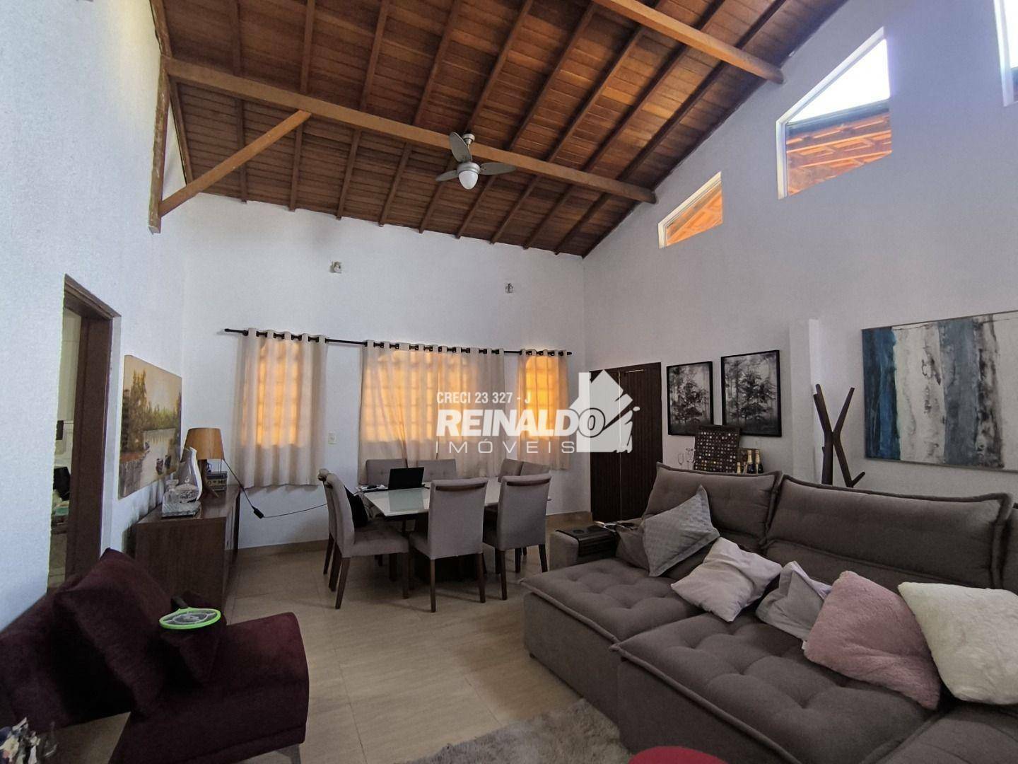 Casa à venda com 3 quartos, 216m² - Foto 13