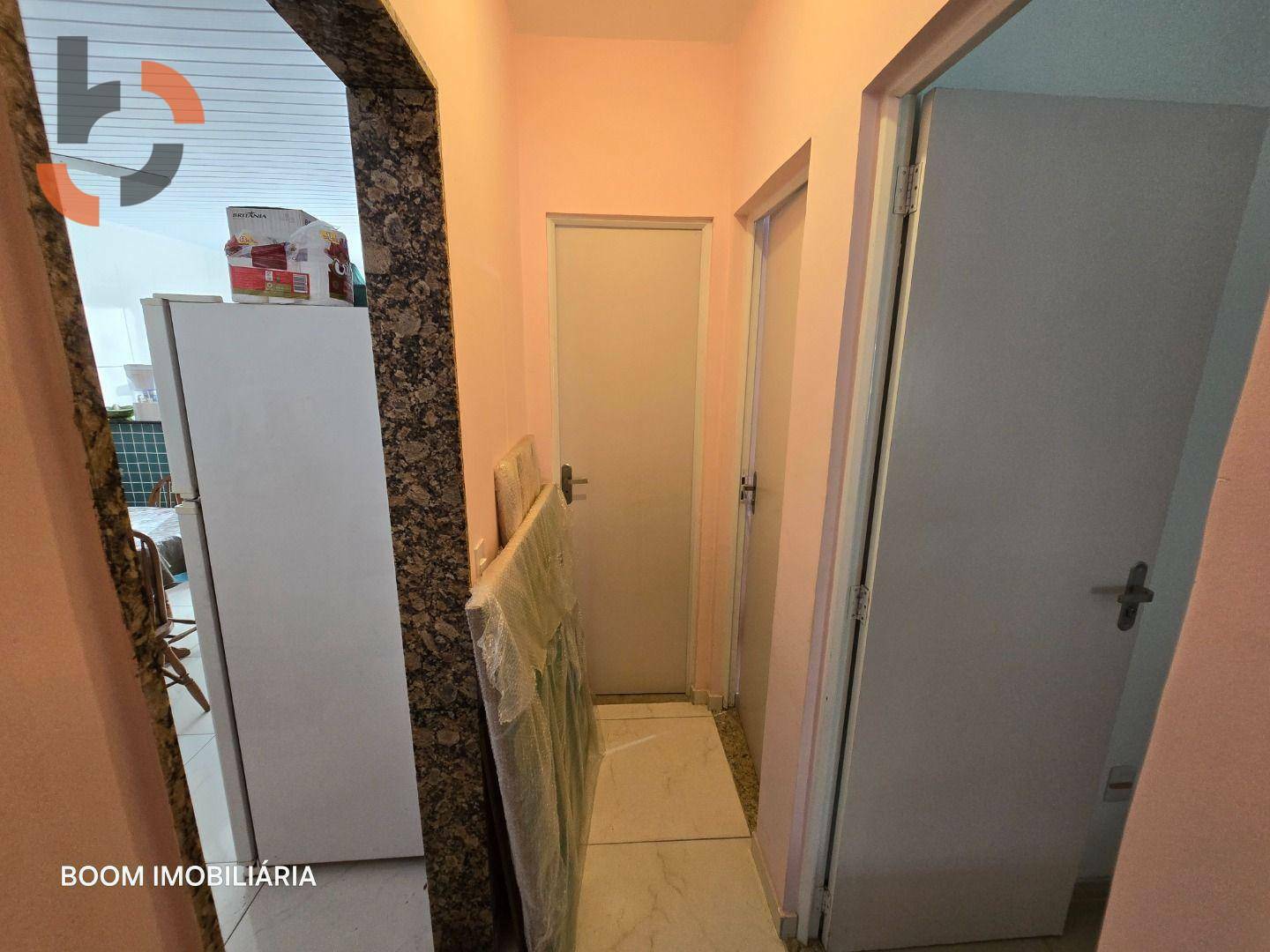 Casa à venda com 2 quartos, 200m² - Foto 10