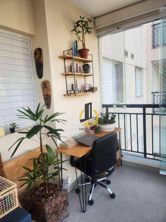 Apartamento à venda com 2 quartos, 68m² - Foto 4