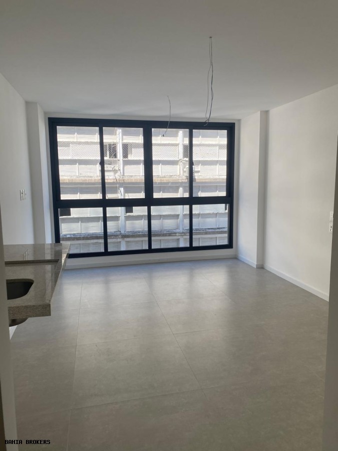 Apartamento à venda com 1 quarto, 25m² - Foto 2