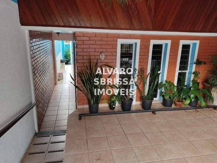 Casa à venda com 3 quartos, 130m² - Foto 1