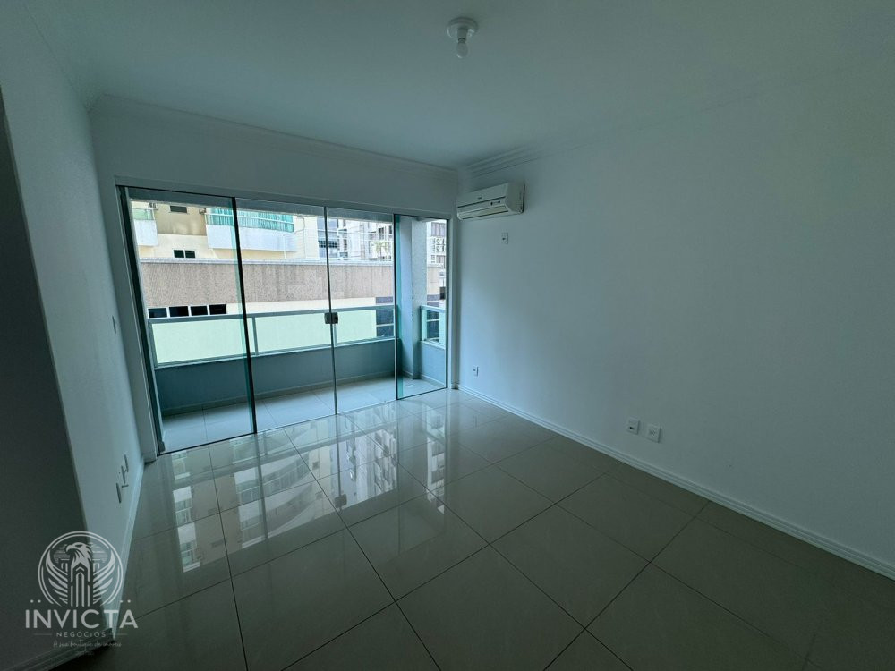 Apartamento à venda com 4 quartos, 114m² - Foto 6