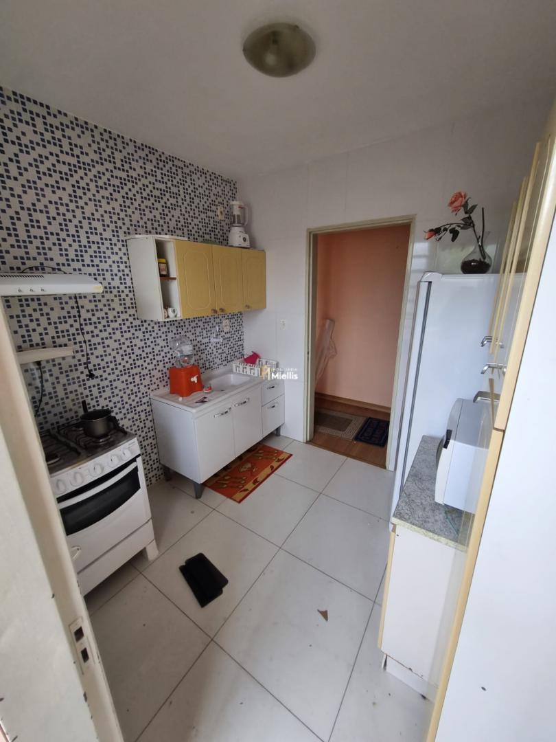 Apartamento à venda com 2 quartos, 55m² - Foto 12