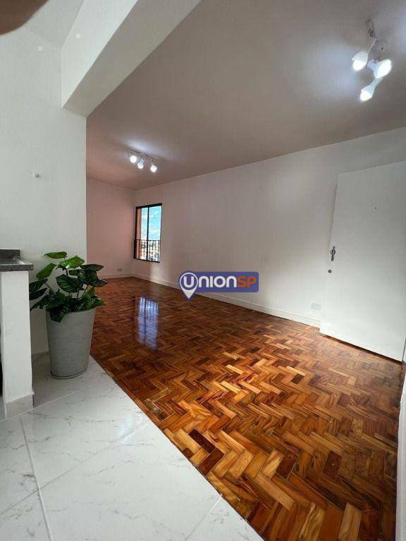 Apartamento à venda com 3 quartos, 60m² - Foto 1