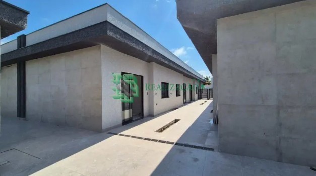 Casa à venda com 2 quartos, 72m² - Foto 5