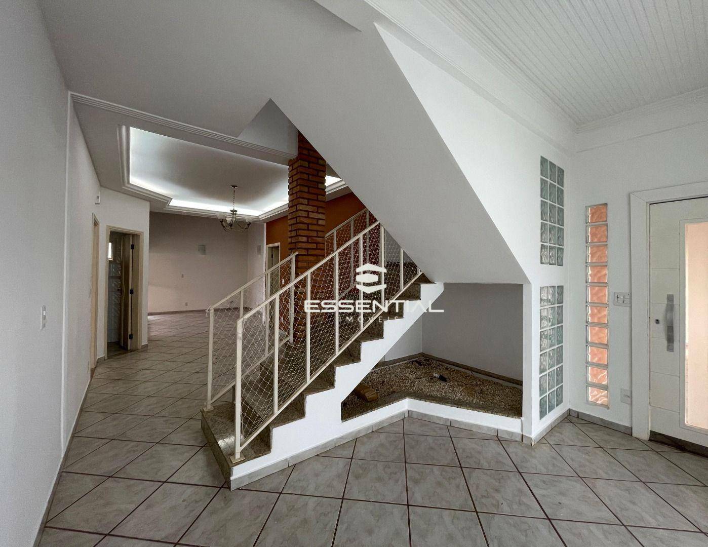 Sobrado para alugar com 3 quartos, 321m² - Foto 6