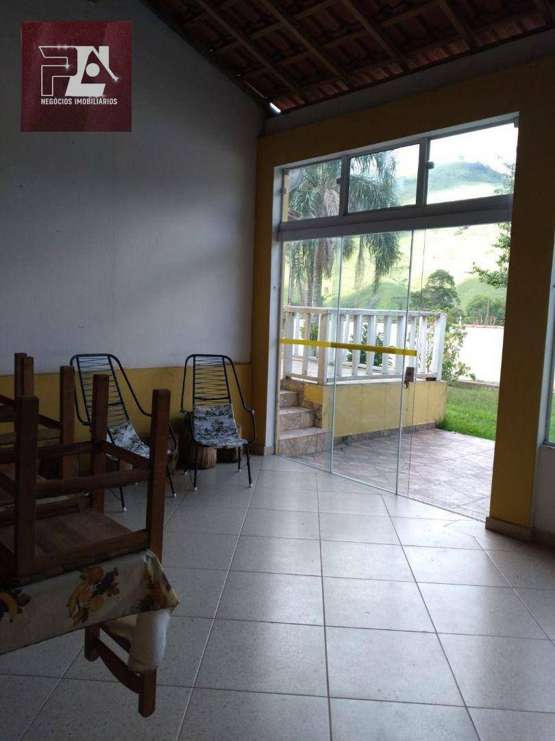 Chácara à venda com 3 quartos, 230m² - Foto 10