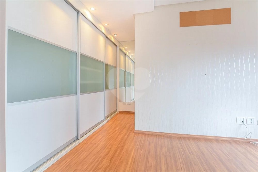 Apartamento à venda com 3 quartos, 122m² - Foto 15