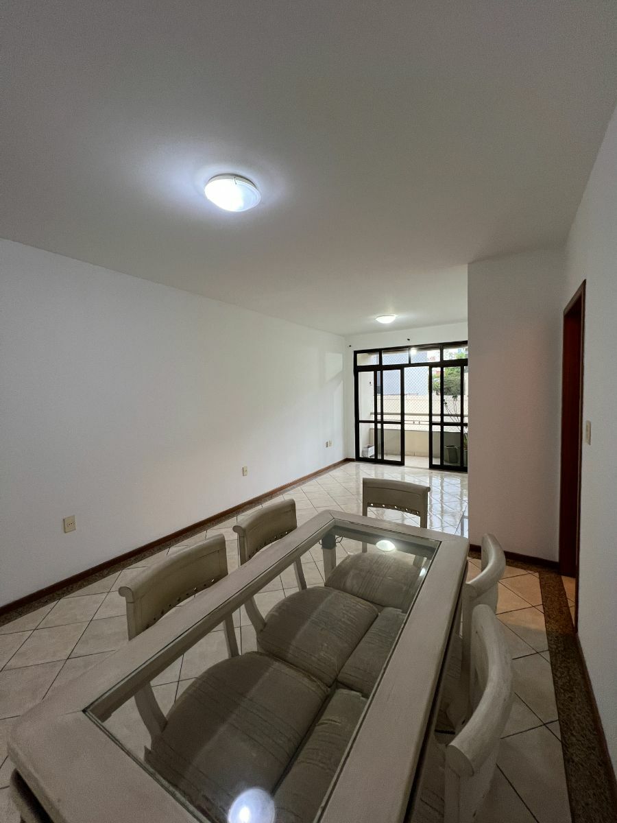 Apartamento à venda com 3 quartos, 96m² - Foto 5