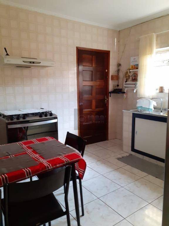 Sobrado à venda com 3 quartos, 314M2 - Foto 4