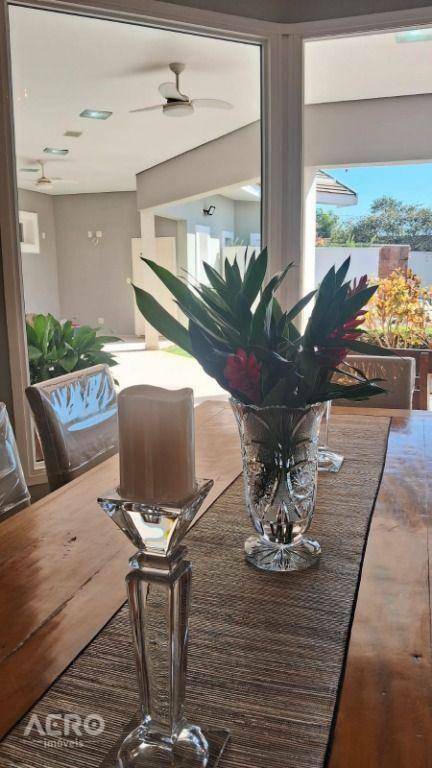 Casa de Condomínio à venda com 6 quartos, 700m² - Foto 47