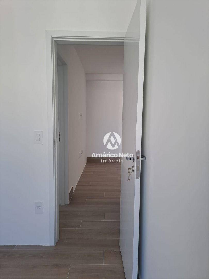 Apartamento à venda com 2 quartos, 83m² - Foto 12