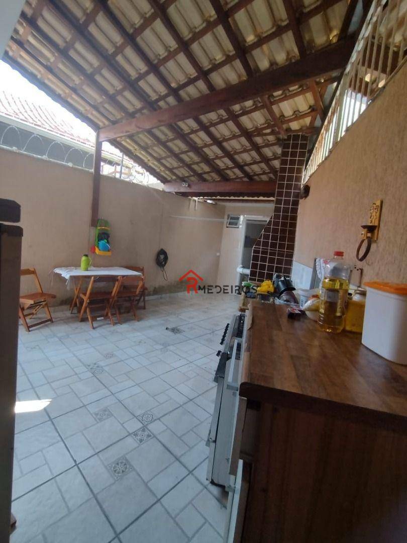 Sobrado à venda com 2 quartos, 130m² - Foto 31