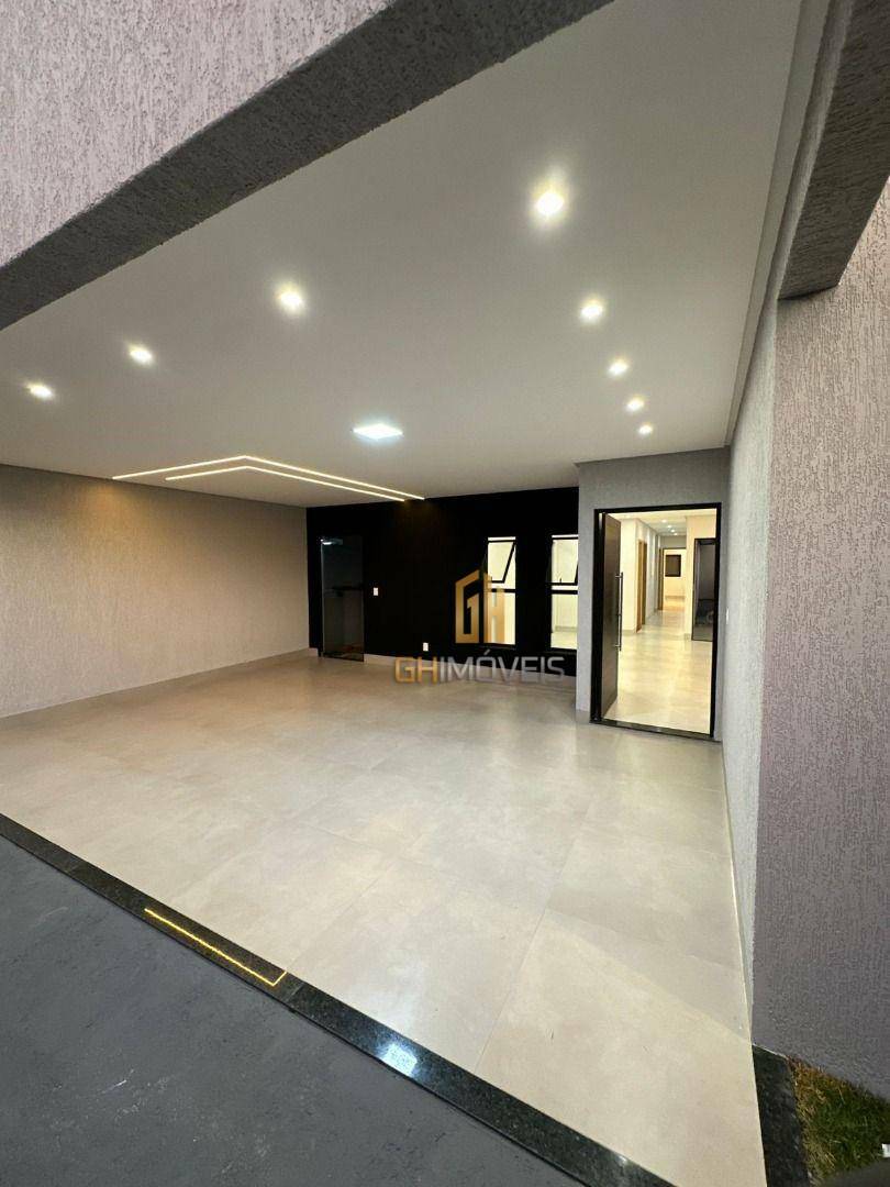 Casa à venda com 3 quartos, 165m² - Foto 4