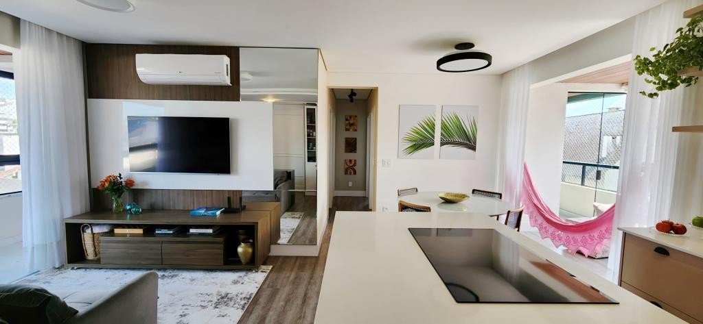 Apartamento à venda com 3 quartos, 110m² - Foto 4