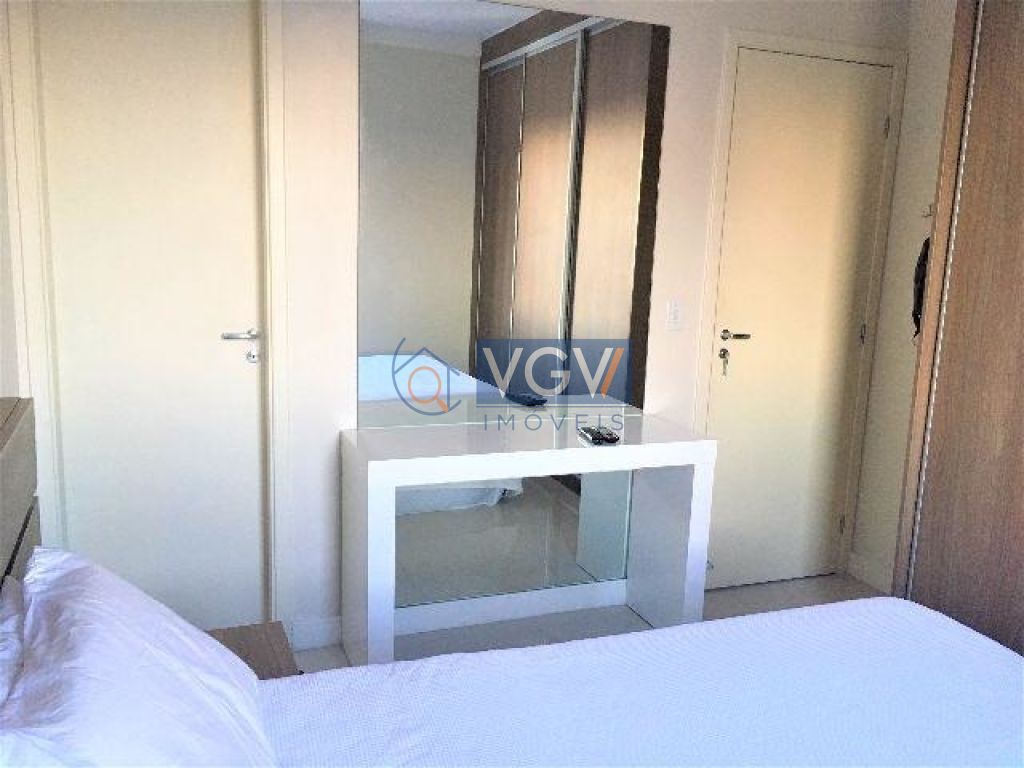 Apartamento à venda com 2 quartos, 62m² - Foto 12