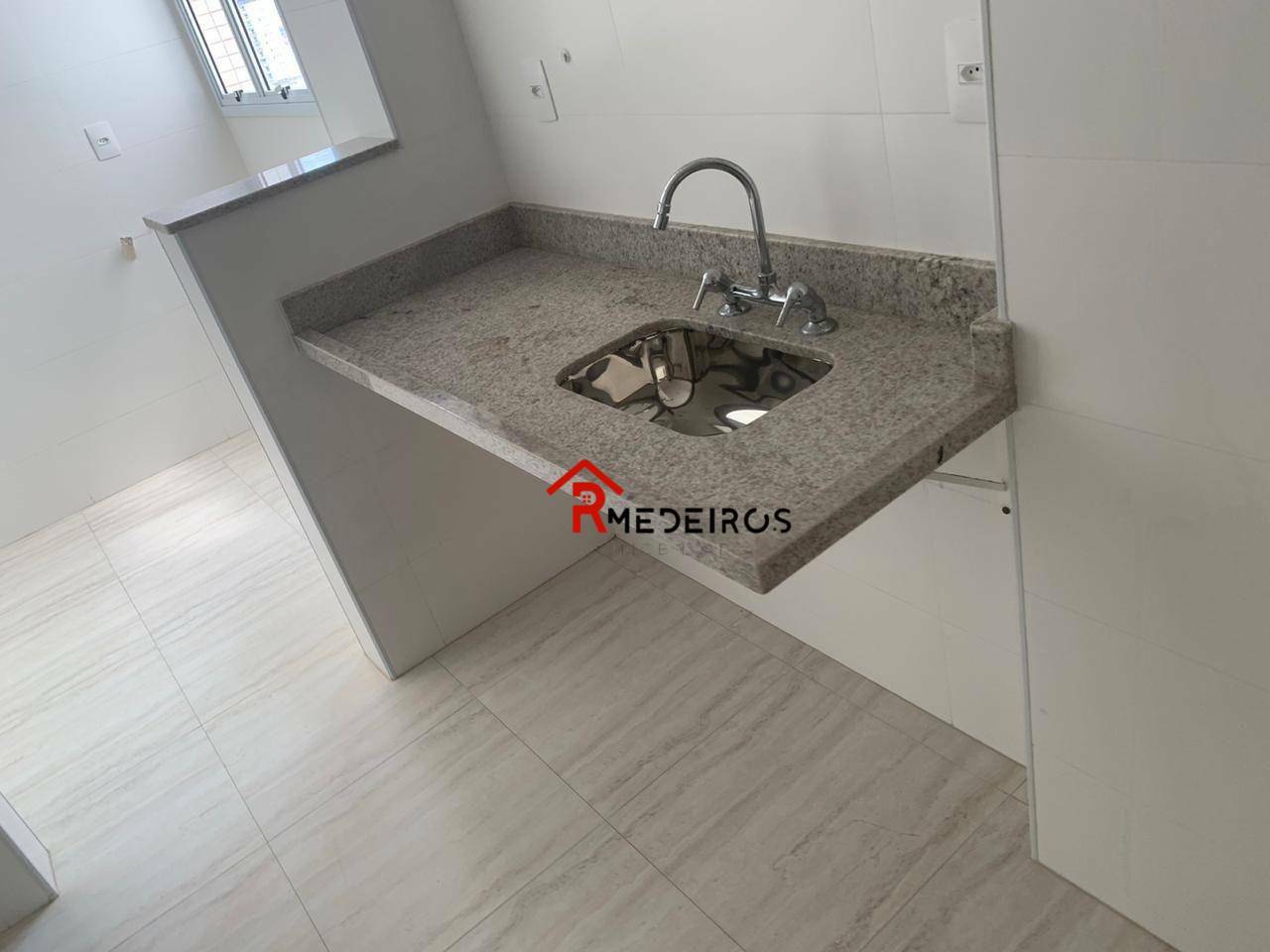 Apartamento à venda com 3 quartos, 131m² - Foto 11