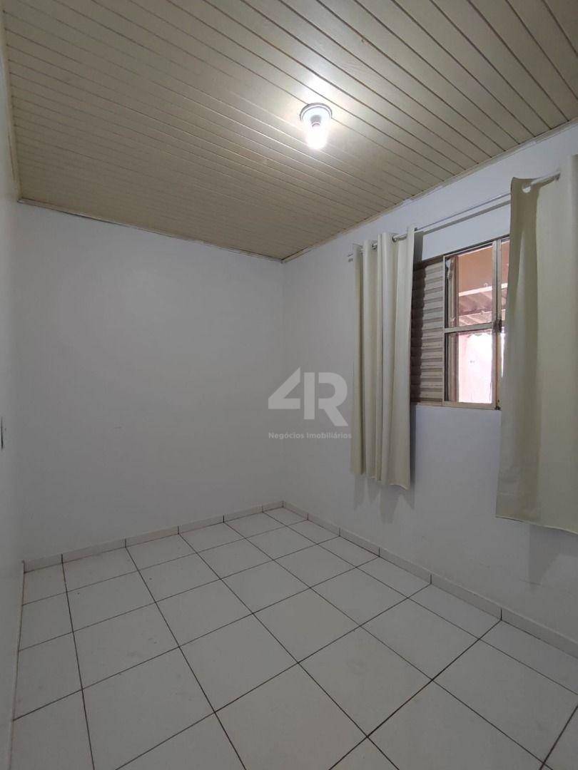 Casa à venda com 4 quartos, 150m² - Foto 8