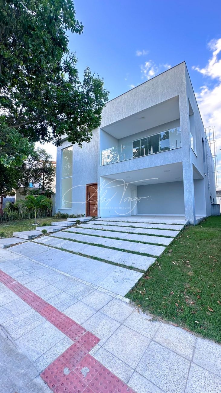 Casa de Condomínio à venda com 4 quartos, 380m² - Foto 1