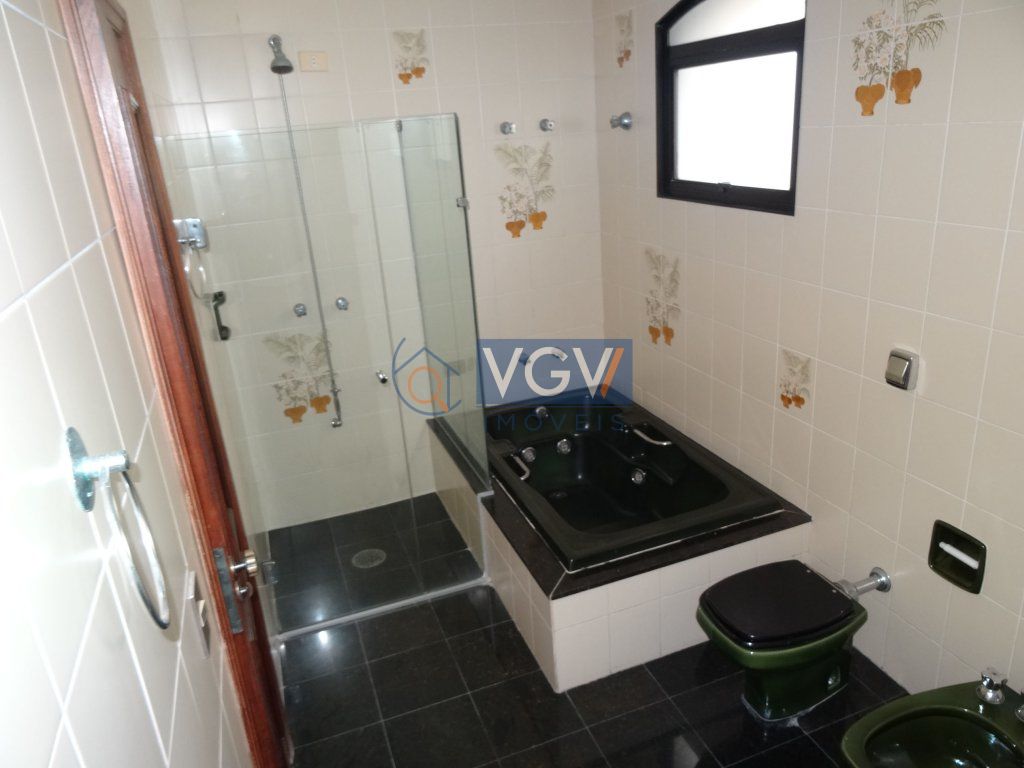 Apartamento para alugar com 3 quartos, 270m² - Foto 9