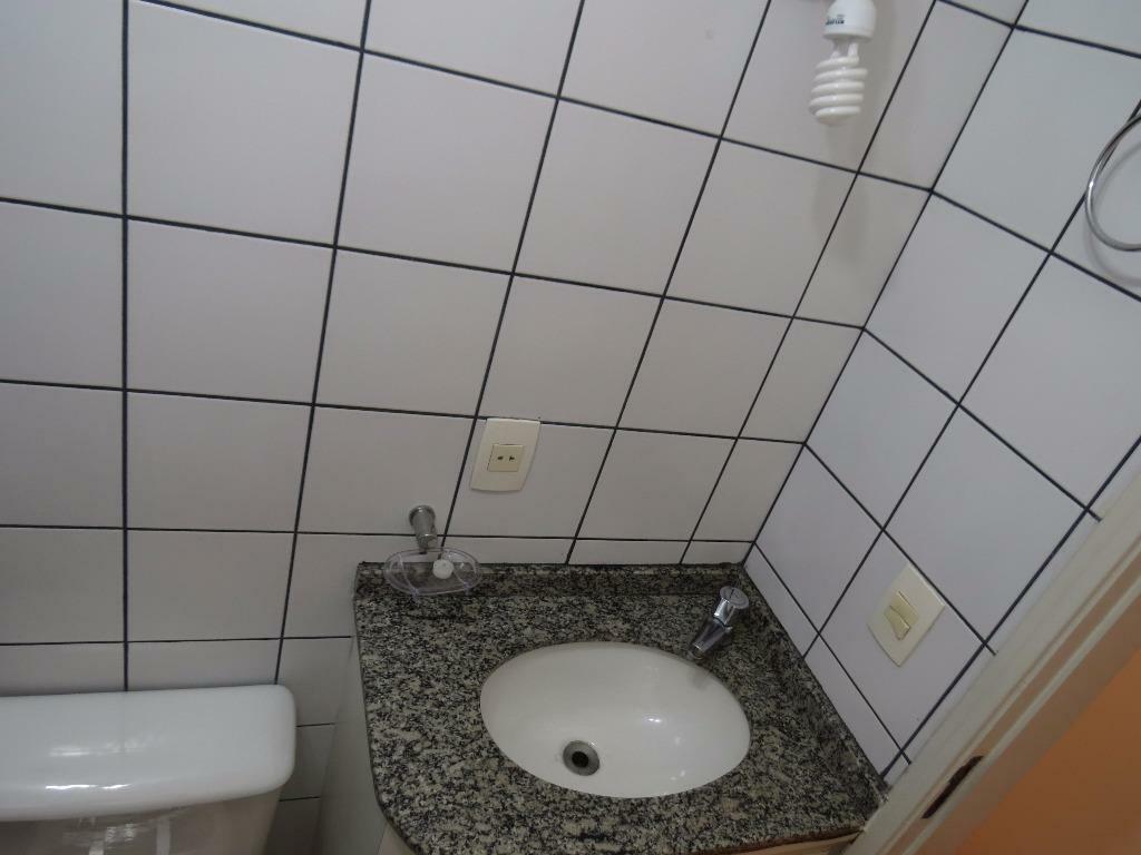 Apartamento à venda com 3 quartos, 72m² - Foto 17