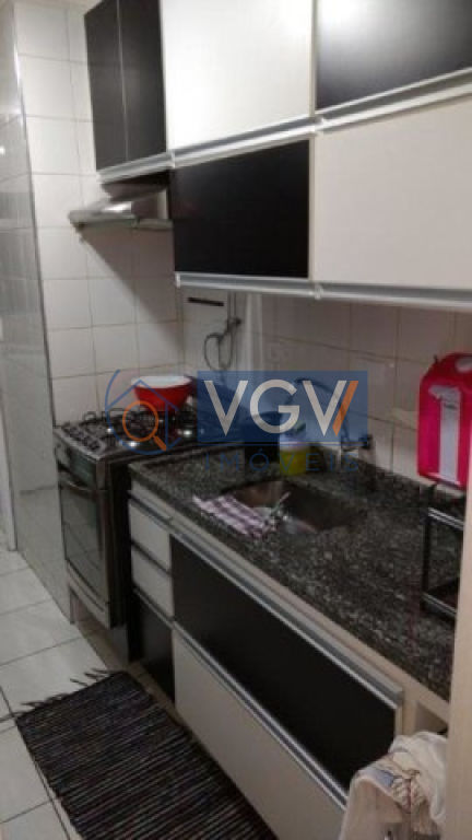 Apartamento à venda com 3 quartos, 84m² - Foto 4