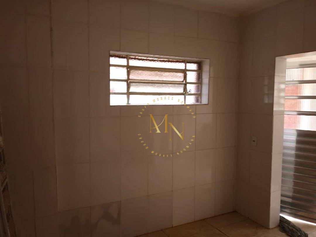 Casa de Condomínio para alugar com 3 quartos, 180m² - Foto 15